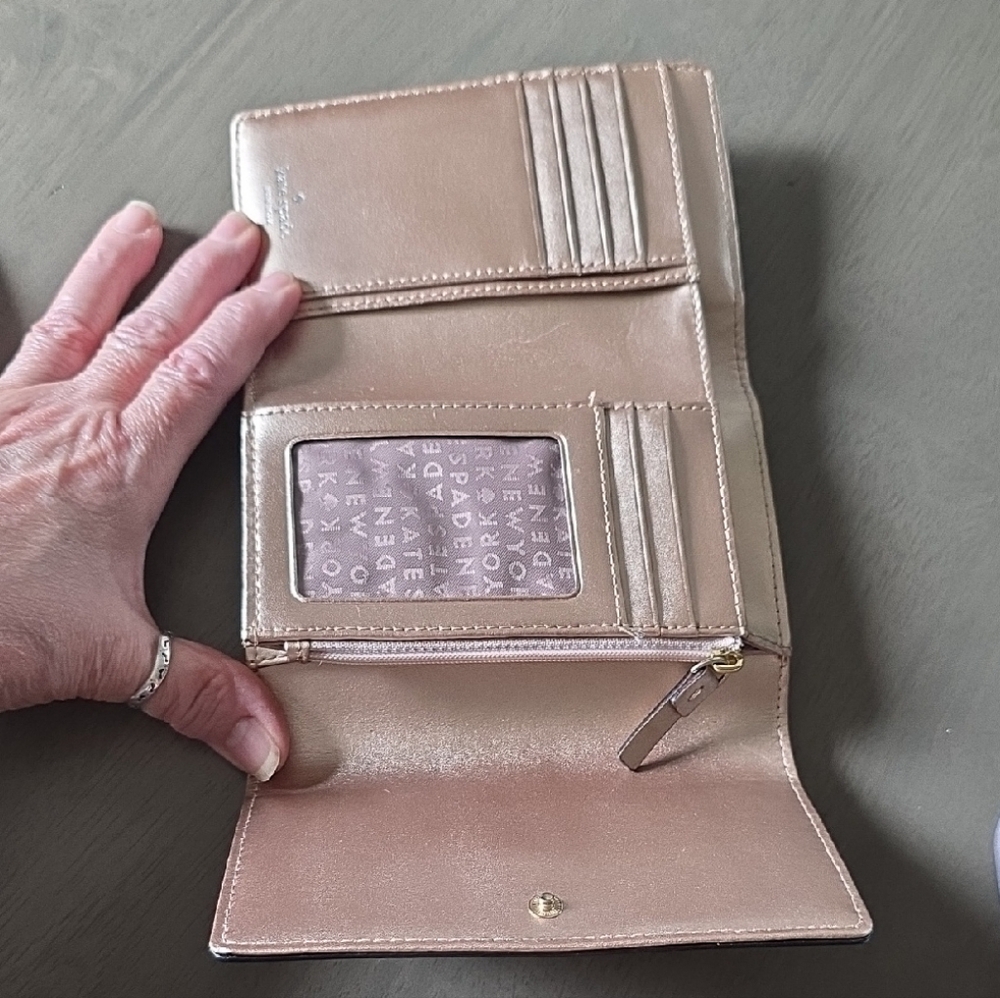 kate spade Blush Bow Leather Wallet - Picture 4 of 7